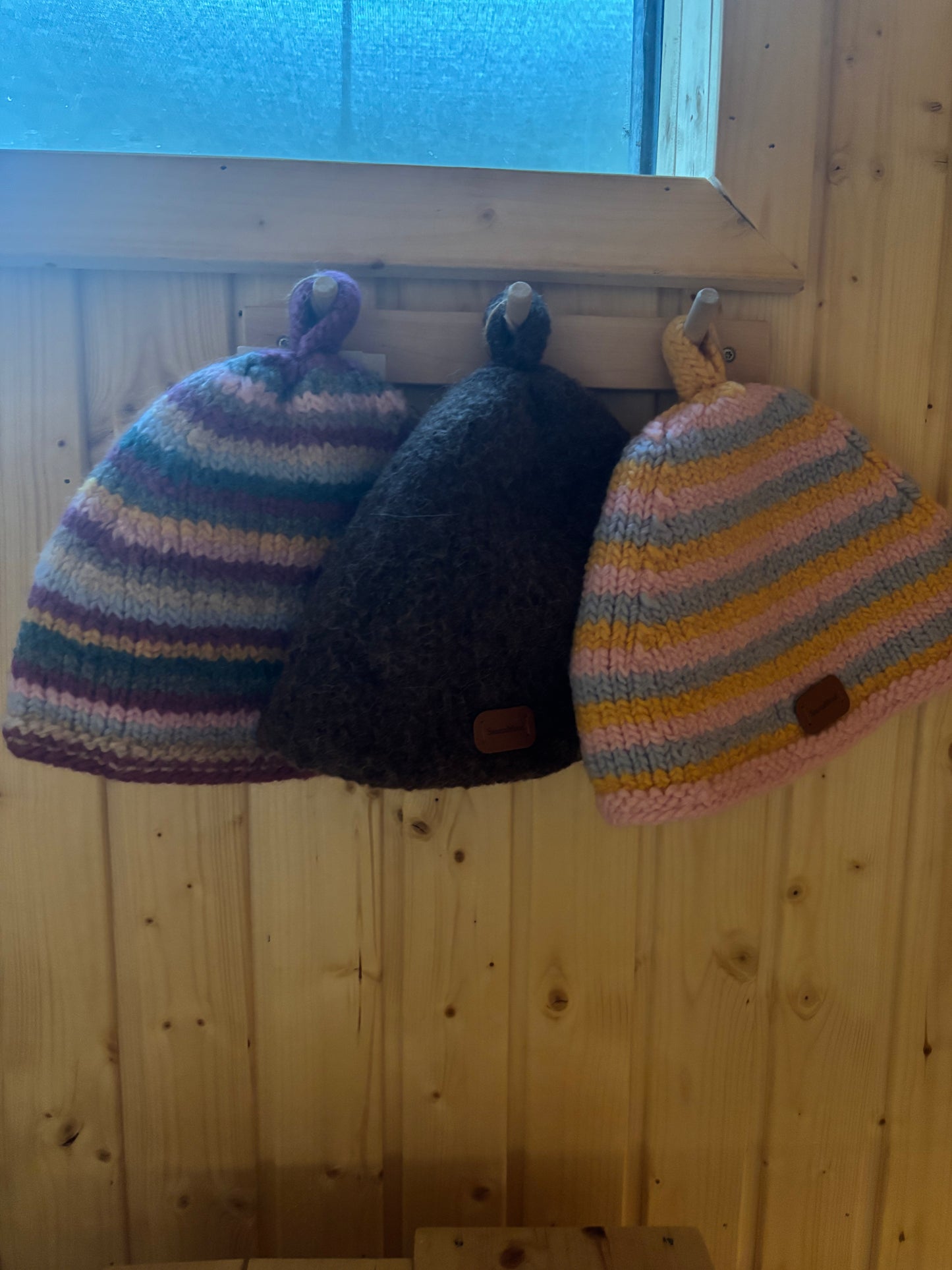 SAUNAHUE – Pastel Stripe