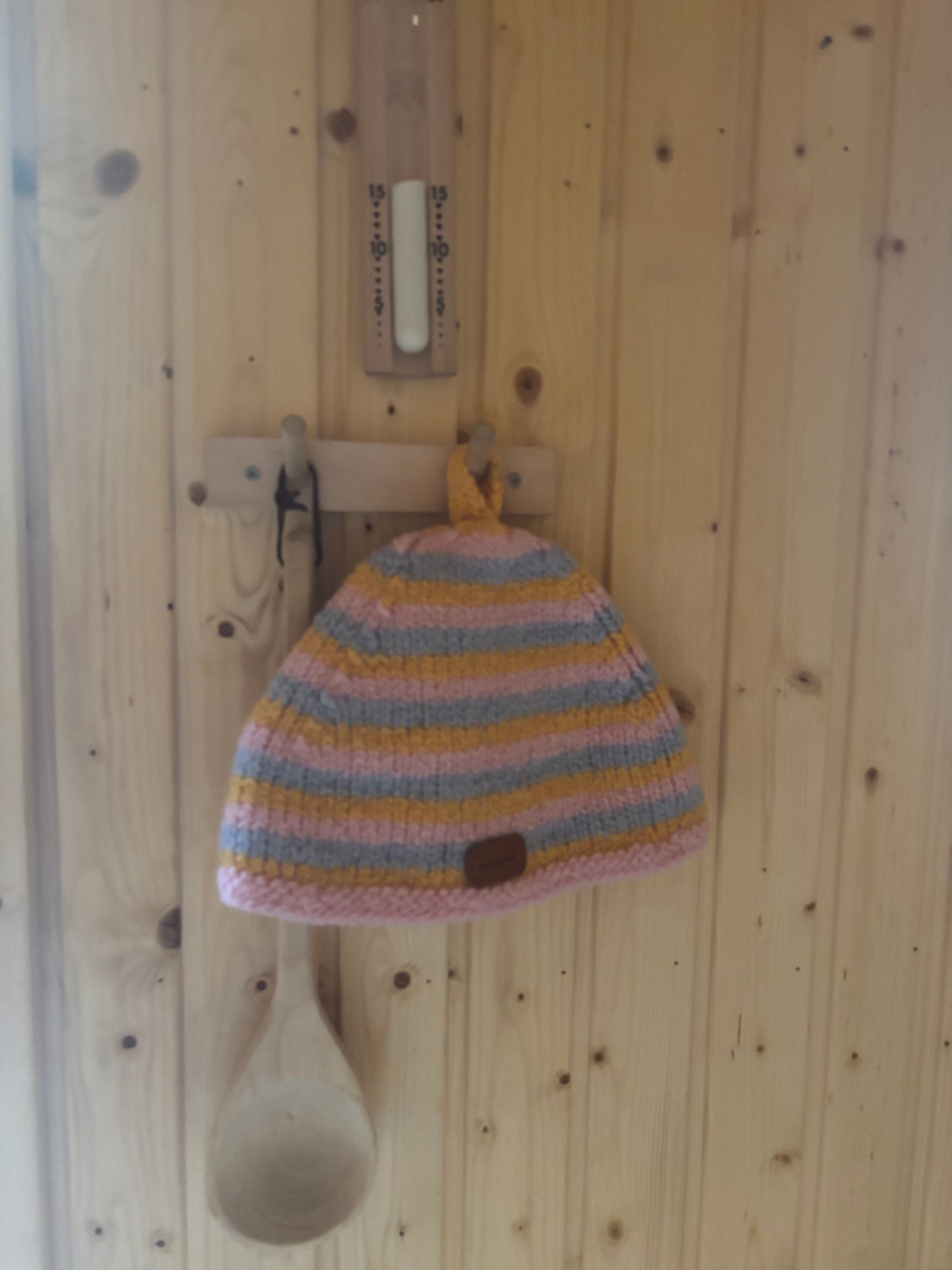 SAUNAHUE – Pastel Stripe